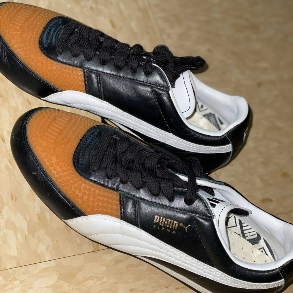 Puma sneakers